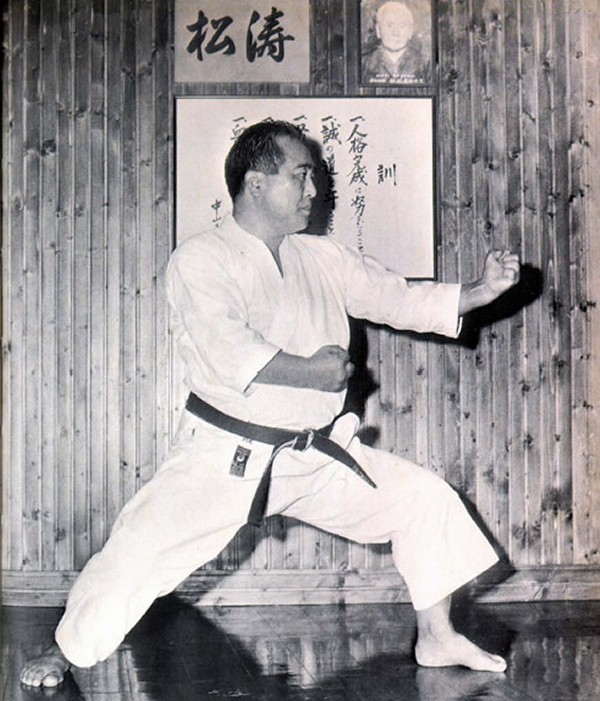 Sensei Taiji Kase - karate shotokan