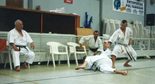 Karate Seminar with Sensei Kase - Andorre (2001) Karate Seminar with Sensei Kase - Andorre (2001)
