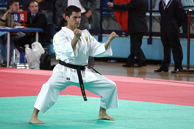 Luca Valdesi kata gankaku